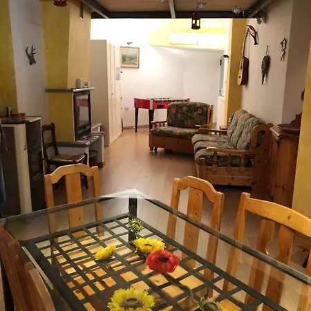 Loft Con Parcheggio Gratuito דירה *