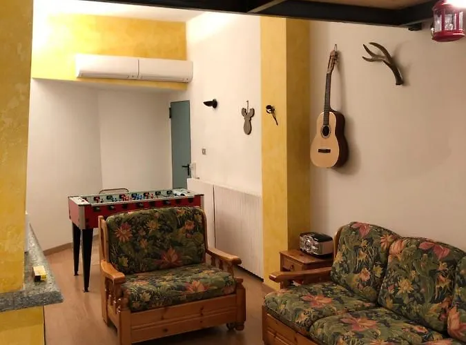 Underground Haven And Free Parking 公寓