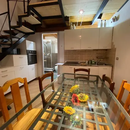 Underground Haven And Free Parking Appartement *